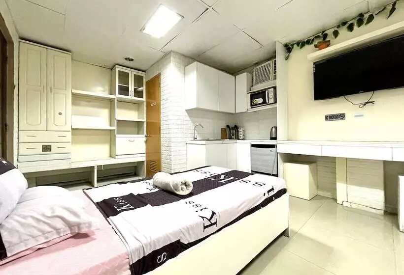 Hotelli Oyo 910 Sabaidee Suites