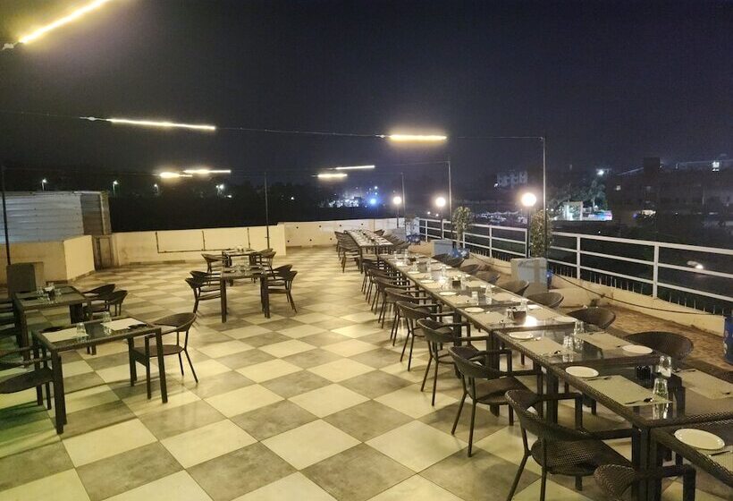 Pg Sons Hotel And Resort