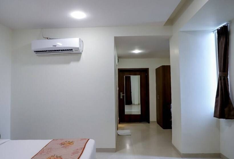 Pg Sons Hotel And Resort