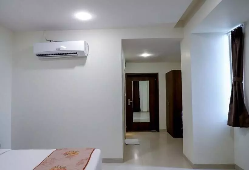 Pg Sons Hotel And Resort