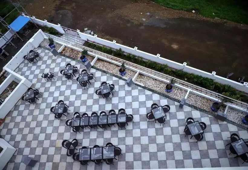 Pg Sons Hotel And Resort