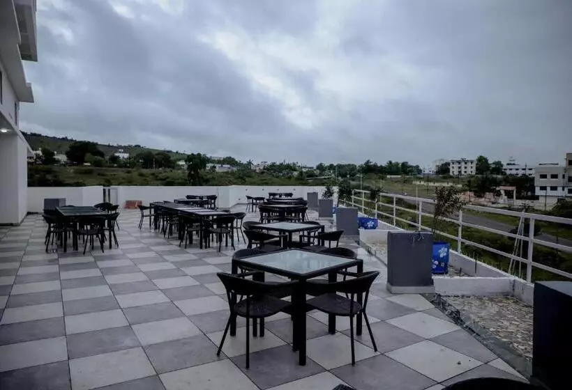 Pg Sons Hotel And Resort