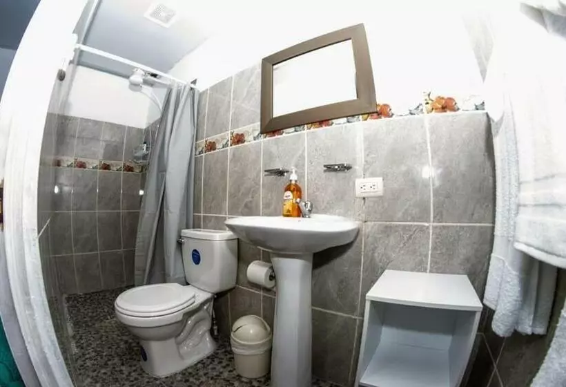 پانسیون Hostal Jasmin