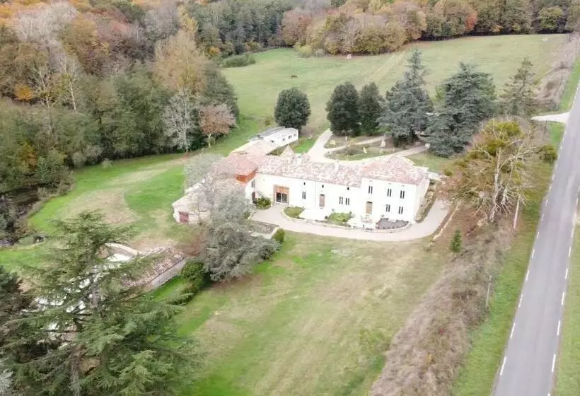 ペンション La Bastide Cardan