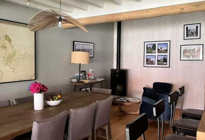 Majatalo La Plonploniere