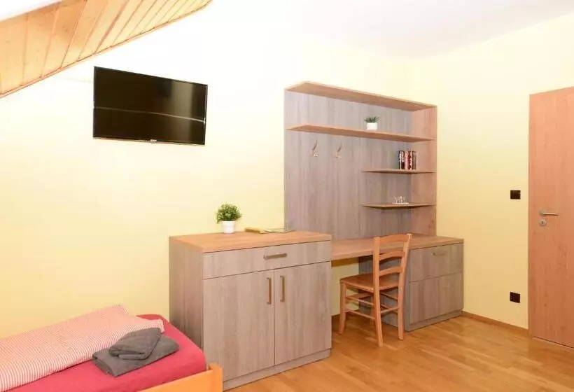 ペンション Podveský Mlýn