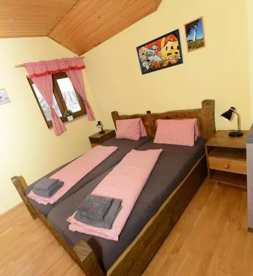 ペンション Podveský Mlýn