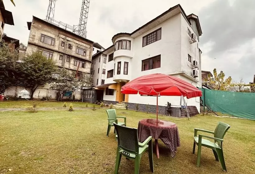 ペンション The Iceland Hotel Srinagar