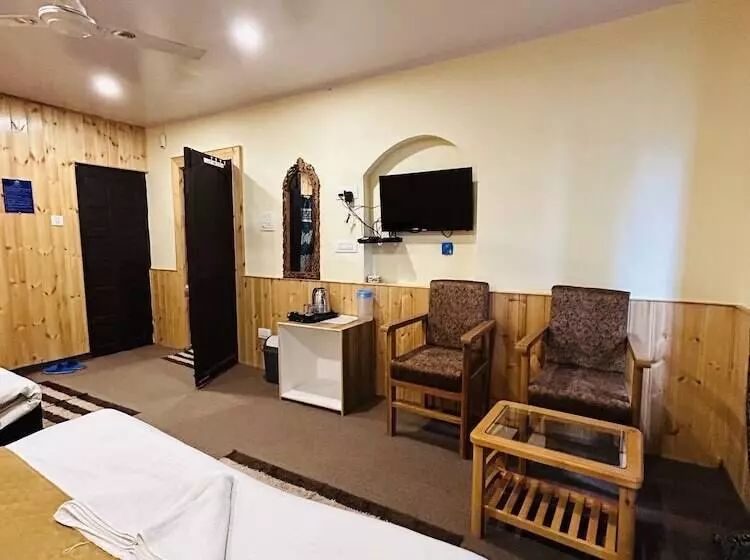 ペンション The Iceland Hotel Srinagar