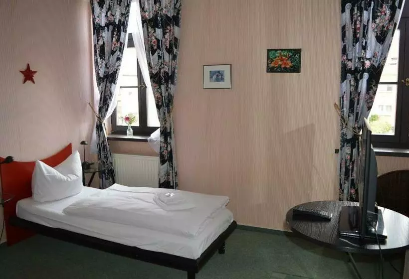 Hotelli Sternthaler /rathauseck