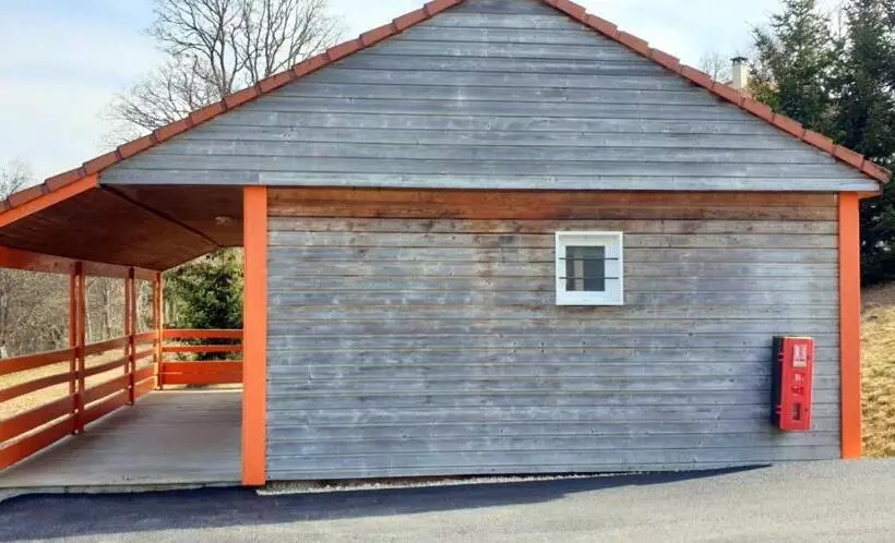 モーテル Les Chalets De La Margeride