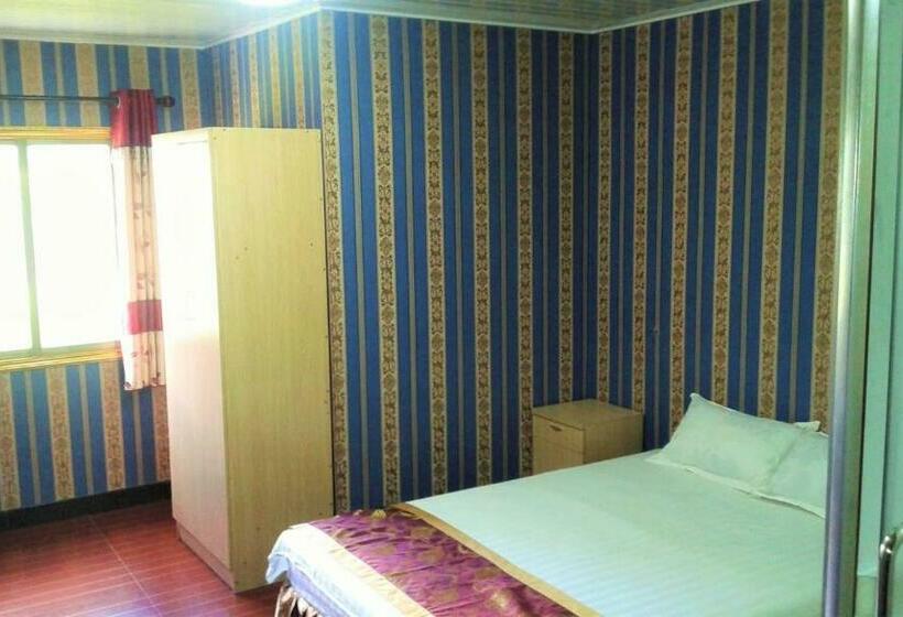 پانسیون Seven Days Guest House