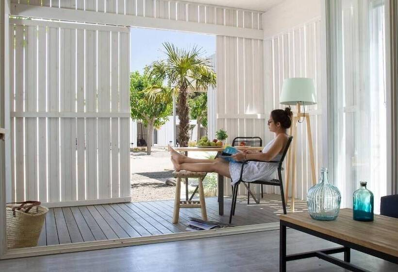 هاستل Tamarit Beach Resort