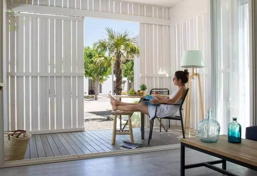 هاستل Tamarit Beach Resort