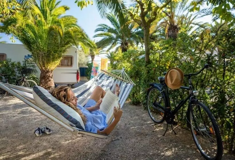 هاستل Tamarit Beach Resort