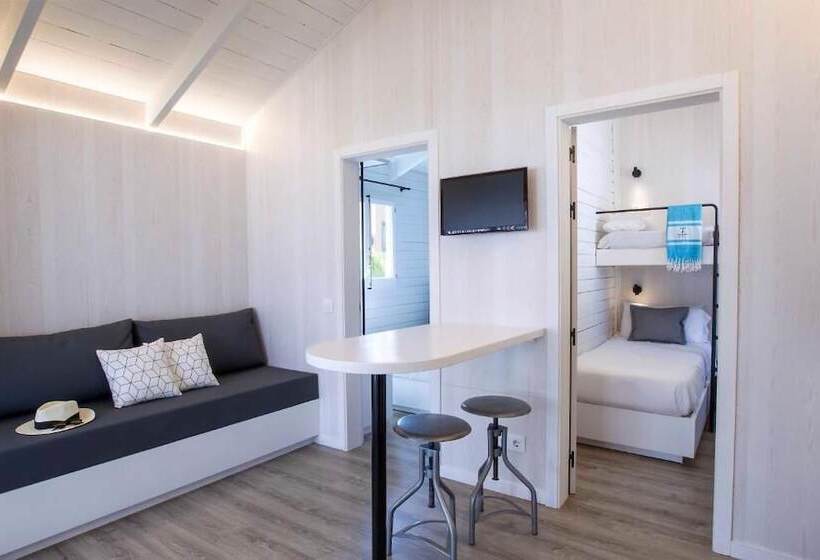 هاستل Tamarit Beach Resort