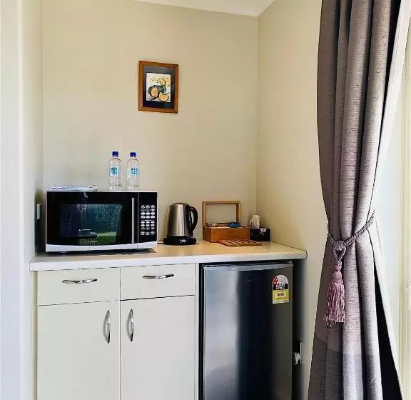 تختخواب و صبحانه Tekapo Heights