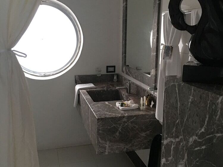 Cantil Hotel Spa Boutique