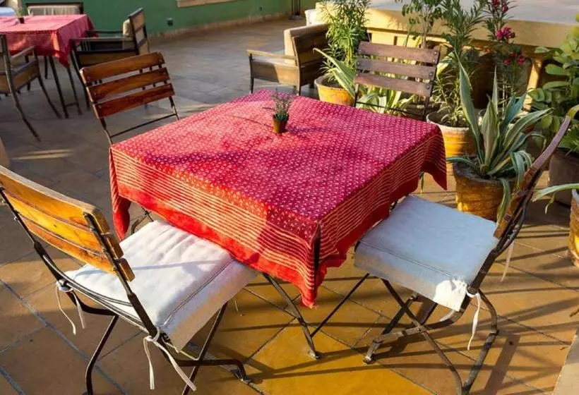 Szálloda 1st Gate Homefusion