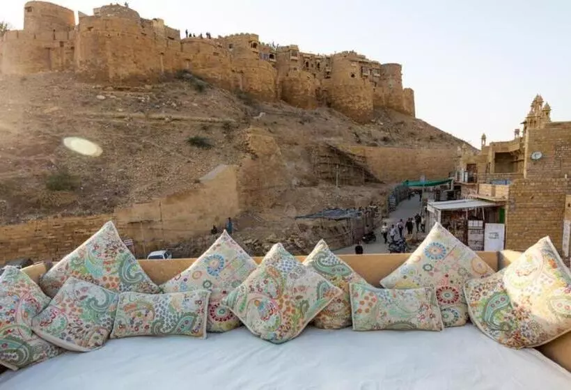 Szálloda 1st Gate Homefusion