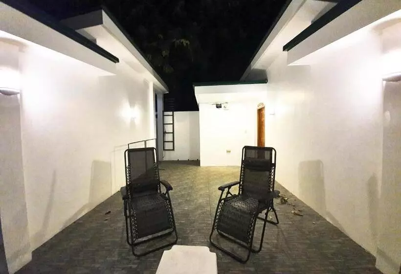 Otel Cocoloco Beach Resort