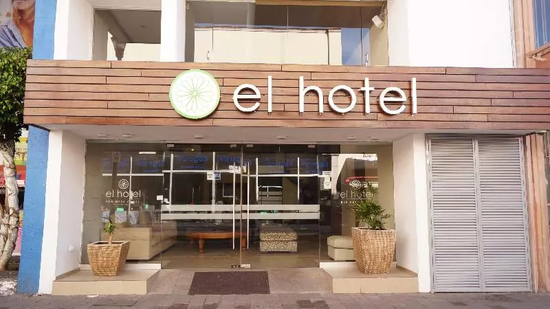 El Hotel Business Class Zamora Centro