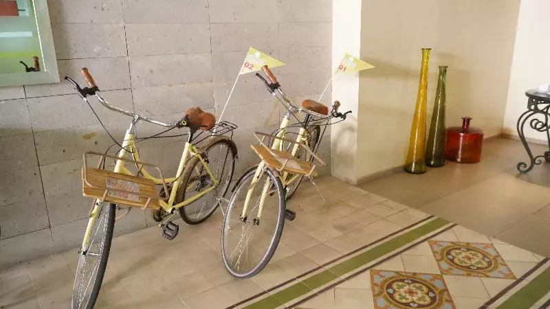 El Hotel Business Class Zamora Centro