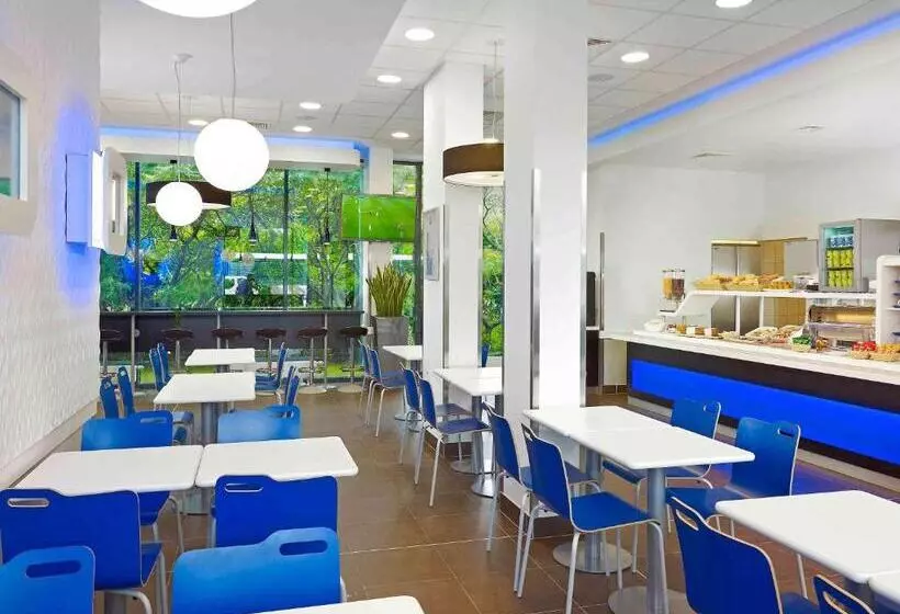 酒店 Ibis Budget Belfort Centre