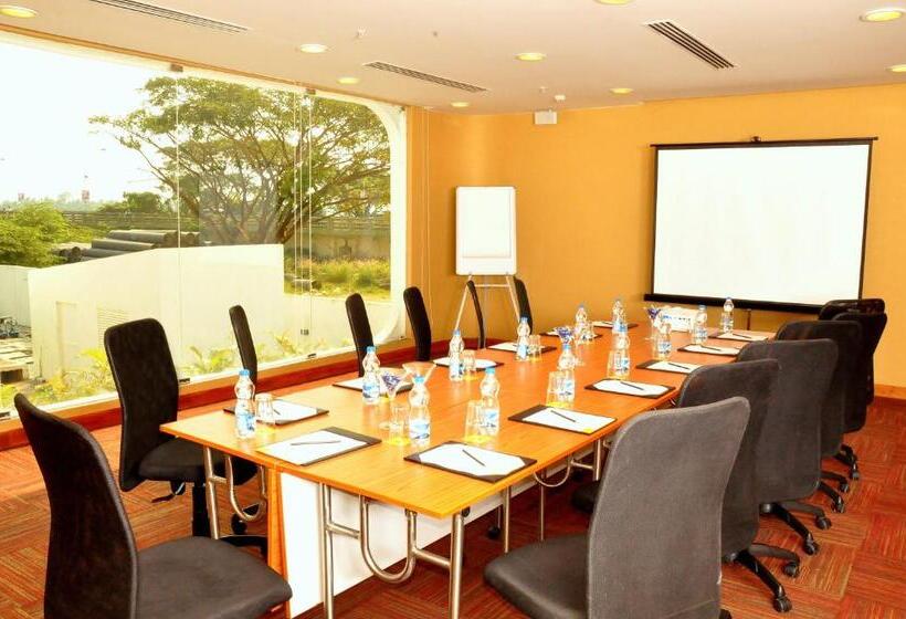 Keys Select By Lemon Tree Hotels, Kochi