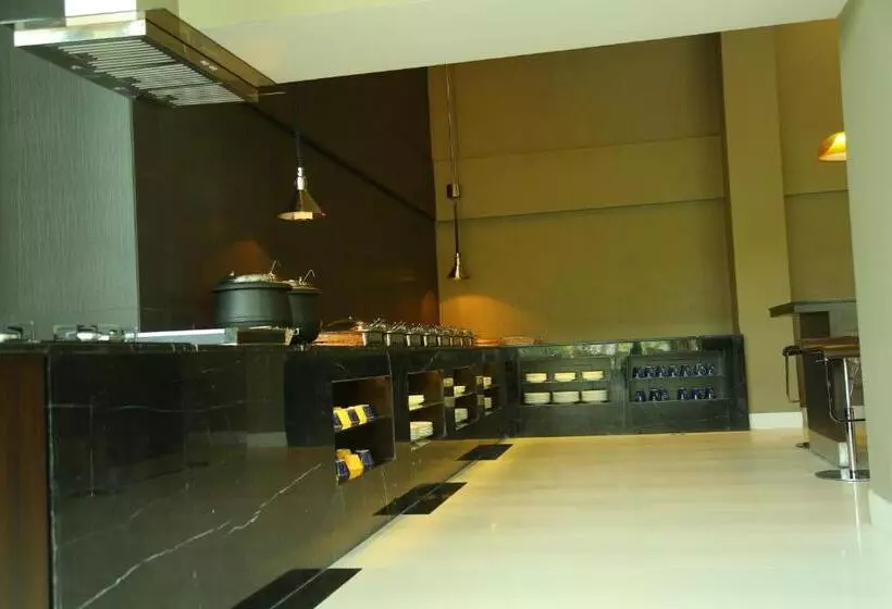 Keys Select By Lemon Tree Hotels, Kochi