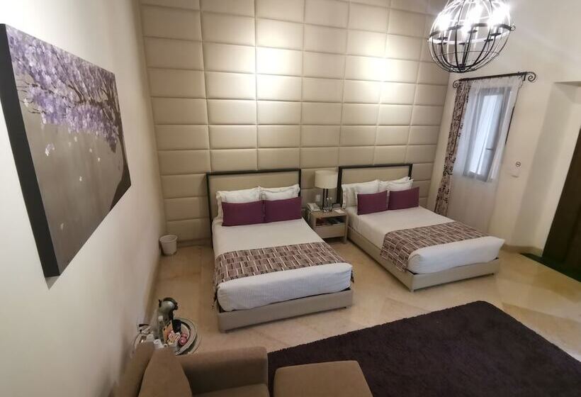 فندق Mansión Del Conde   Adults Only