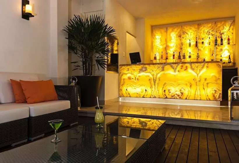 Hotel Mansión Del Conde Adults Only