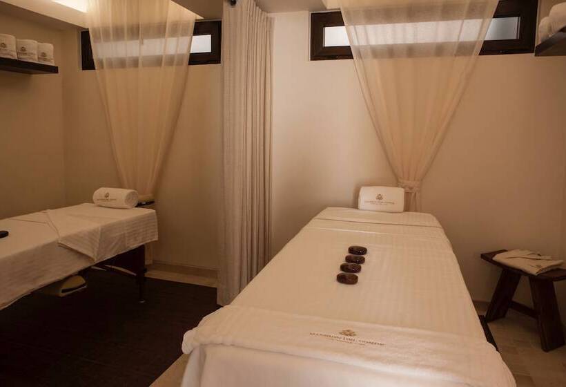 فندق Mansión Del Conde   Adults Only