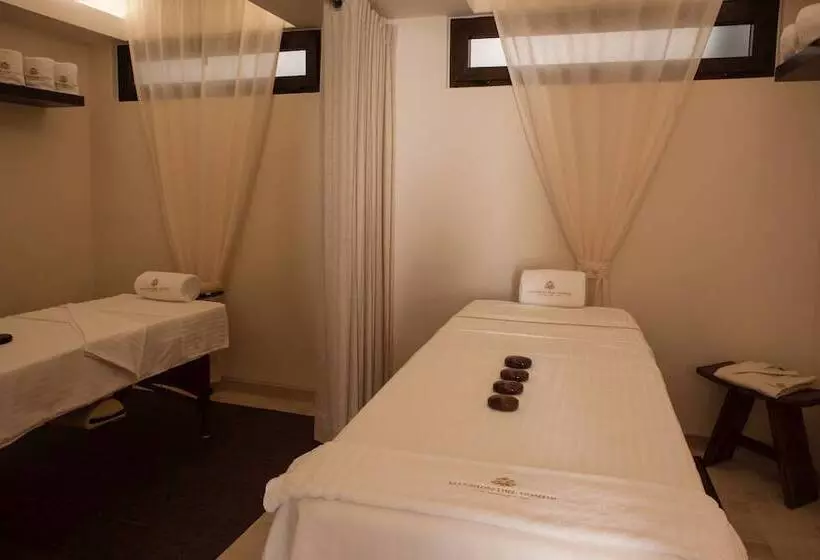 Hotel Mansión Del Conde Adults Only