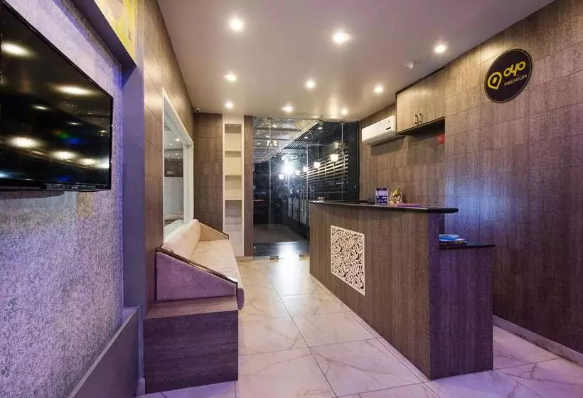 ホテル Oyo Premium Malviya Nagar Jln Marg