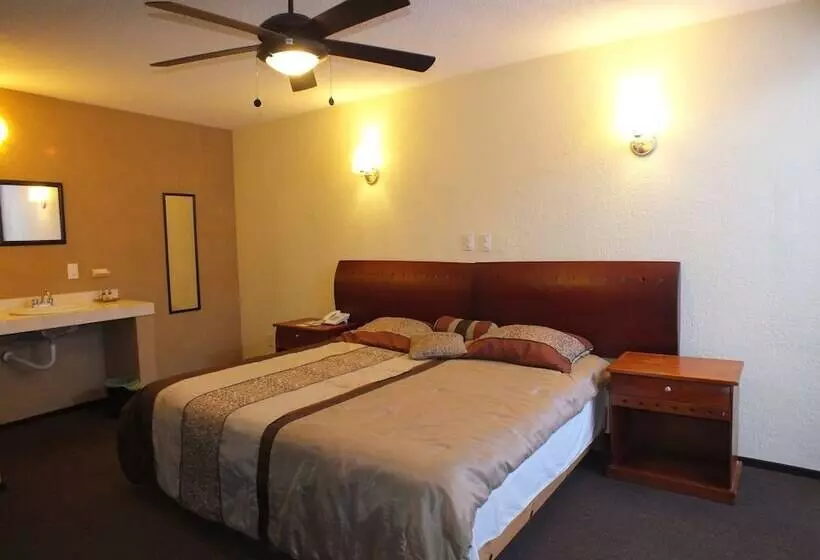 هتل Rincon Real Suites