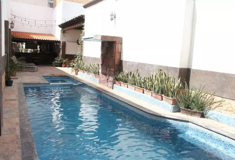 هتل Rincon Real Suites