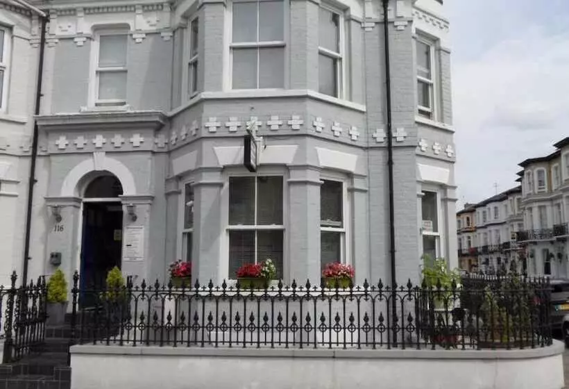 هتل Seamore Guest House