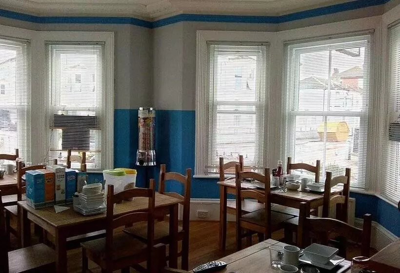 هتل Seamore Guest House