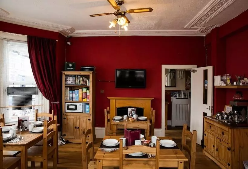 هتل Seamore Guest House