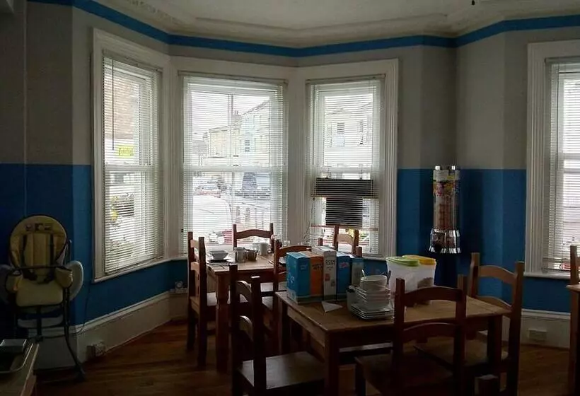 هتل Seamore Guest House