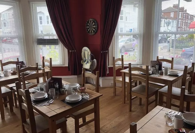 هتل Seamore Guest House