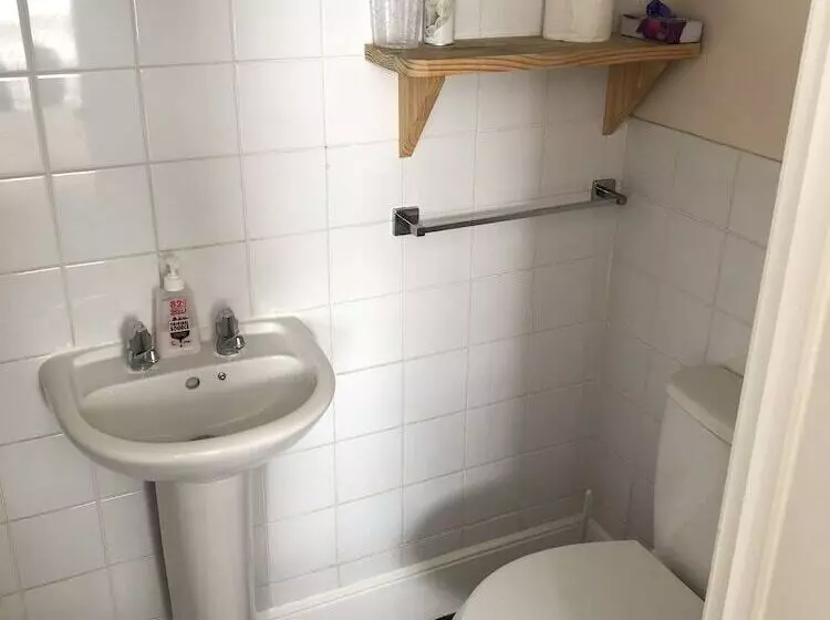 هتل Seamore Guest House