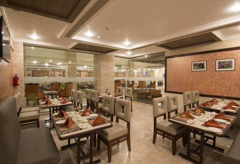 Shenbaga Hotel And Convention Centre