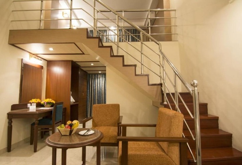 Shenbaga Hotel And Convention Centre