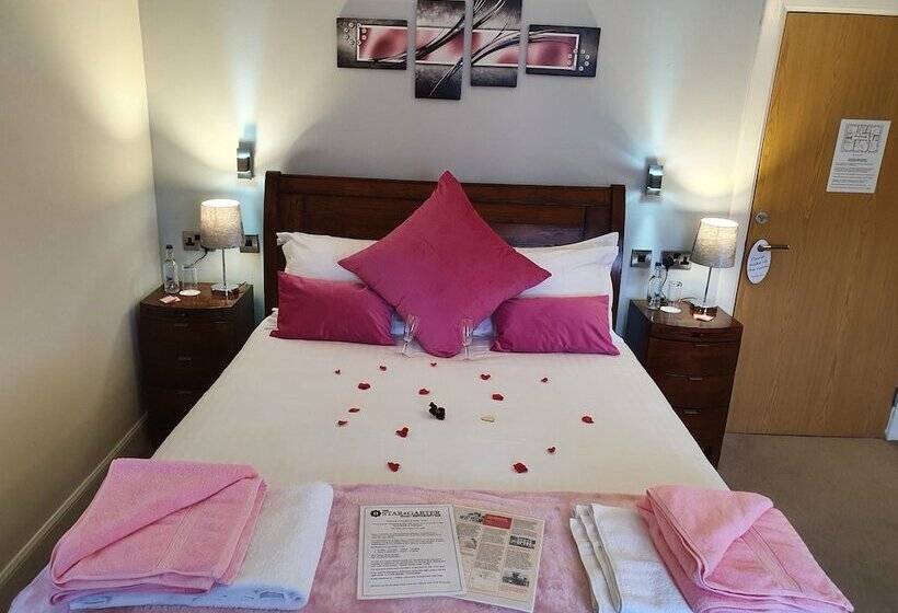 Hotel Star And Garter