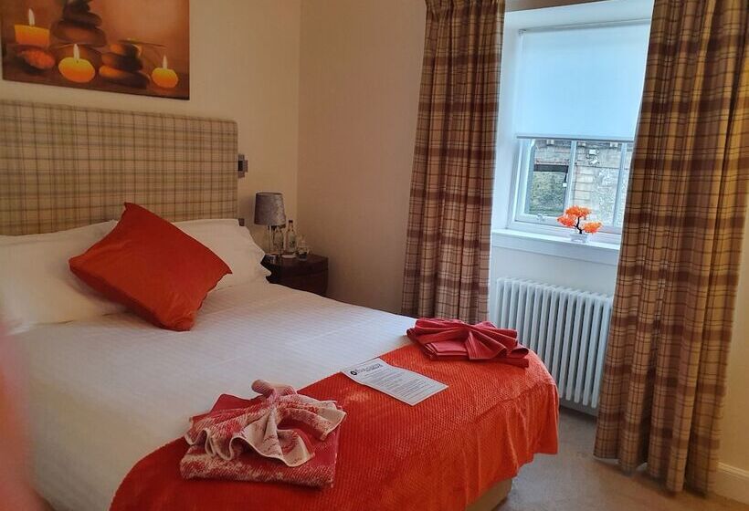 Hotel Star And Garter