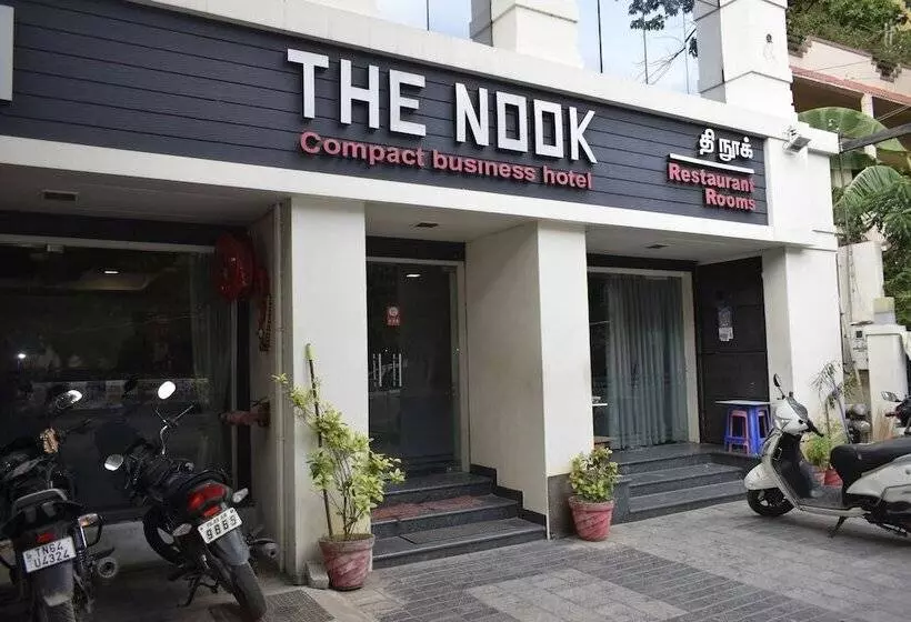هتل The Nook
