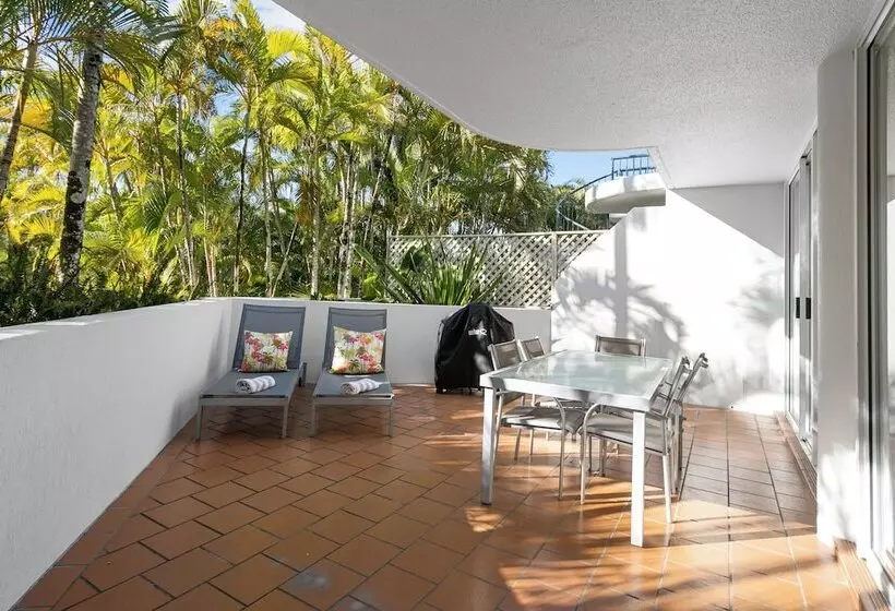Noosa Tropicana