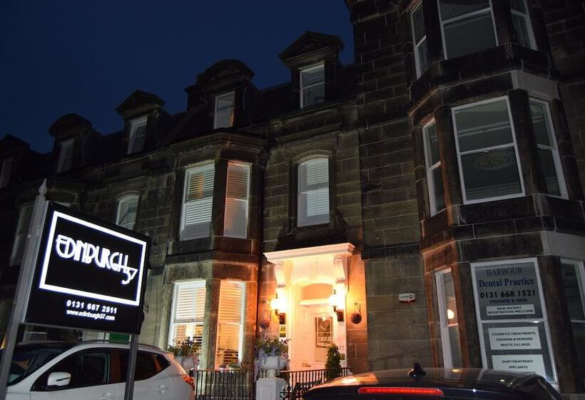 פנסיון Edinburgh 37
